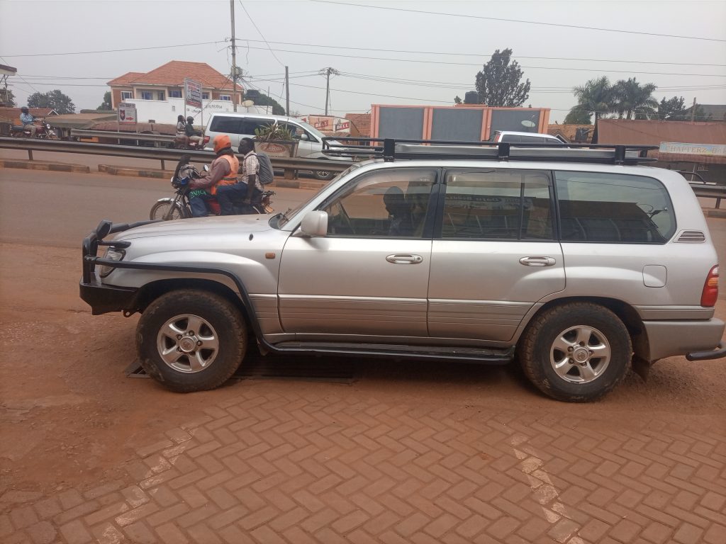 Landcruiser v8 Automatic