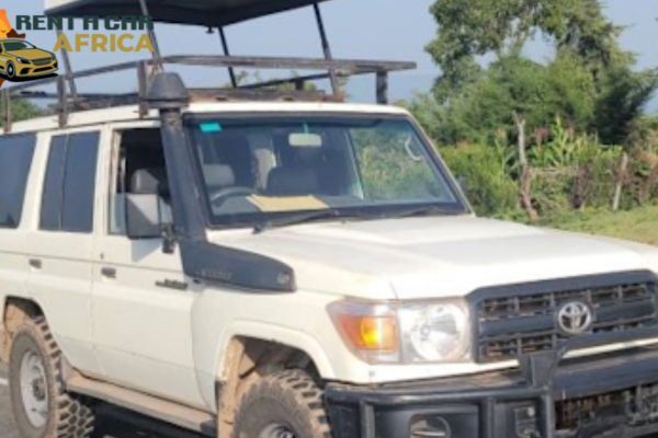 Safari car Kenya