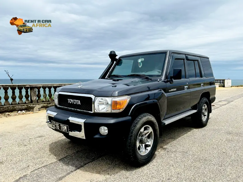 Toyota Land Cruiser (Dark Gray Charcoal)
